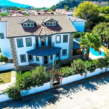 וילה Mountain View Zuhal Dalyan